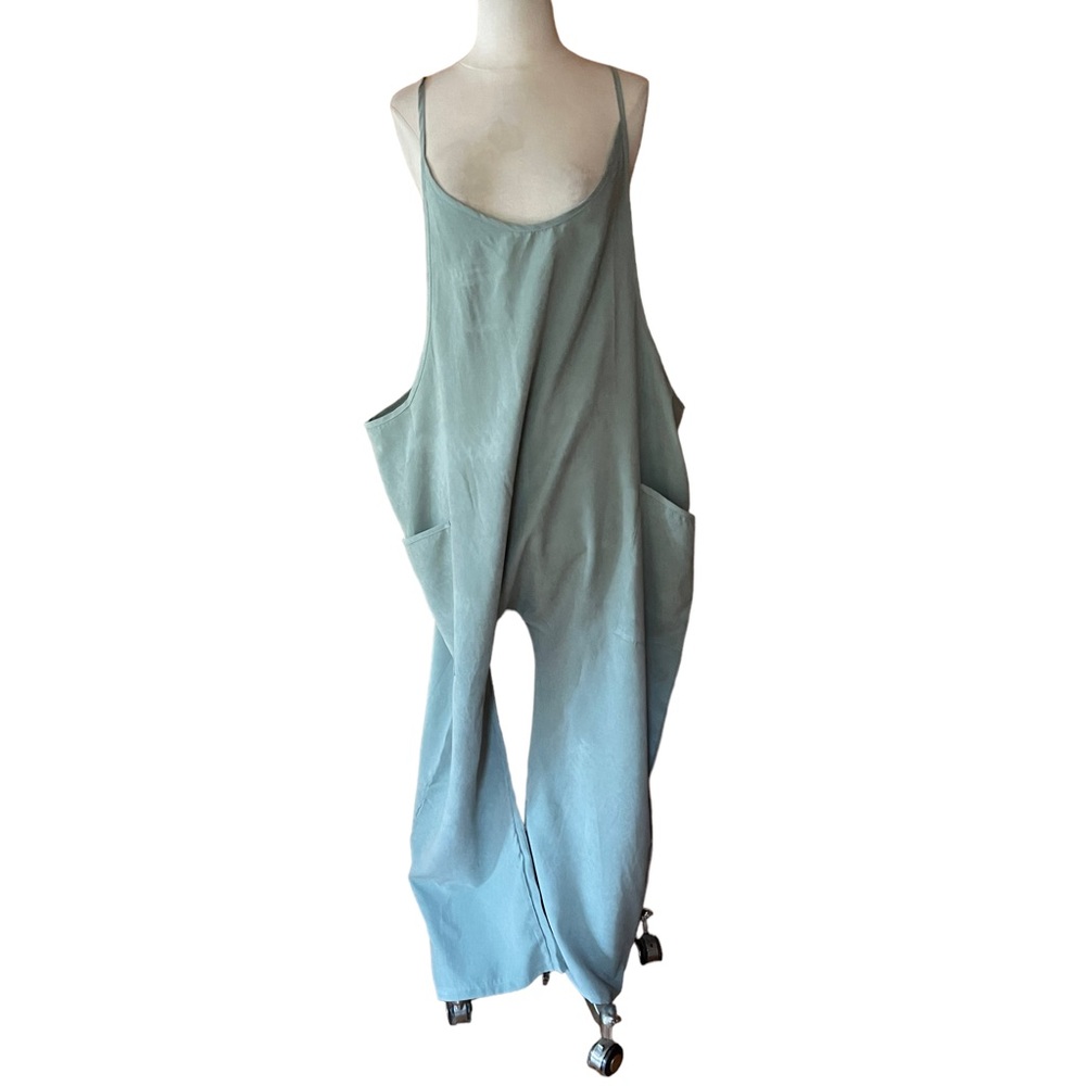 NWOT Unknown Label Sageβ Green Baggy, Wide Leg Jumpsuit
